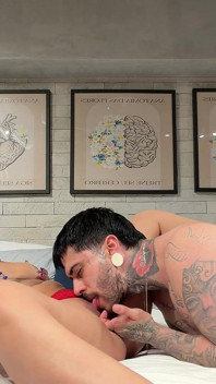 Fan de Boca Junior contrató a una brasileña morena para sexo en su apartamento