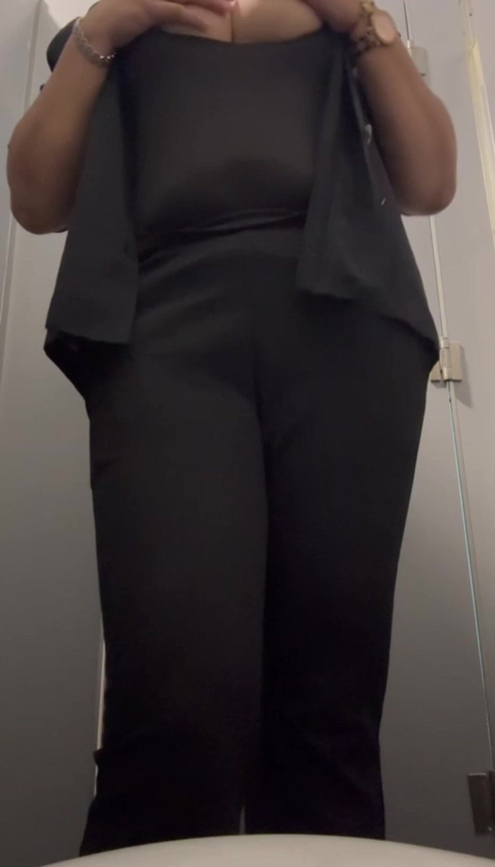 Hot Indian mommy: Prsatá show desi bhabhi