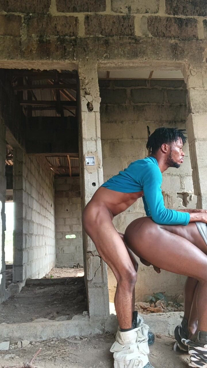 That's_black: Oferindu-i mai mult cu pula mea