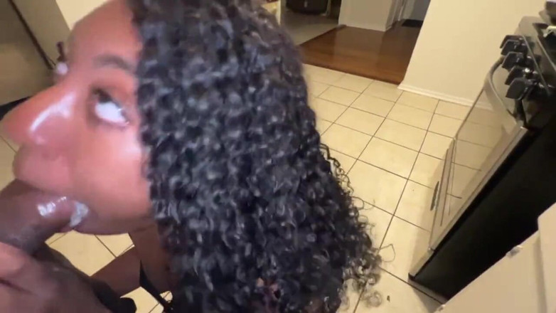 Fijii pornbox: Üvey kız randevuda anal seks bağımlısı üvey babasını sikiyor