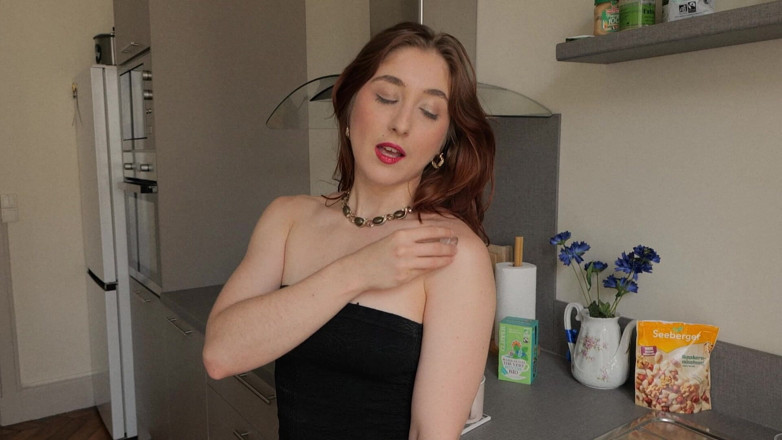 Madelaine_Rousset: JOI Roleplay - Ice, Ice, Baby!