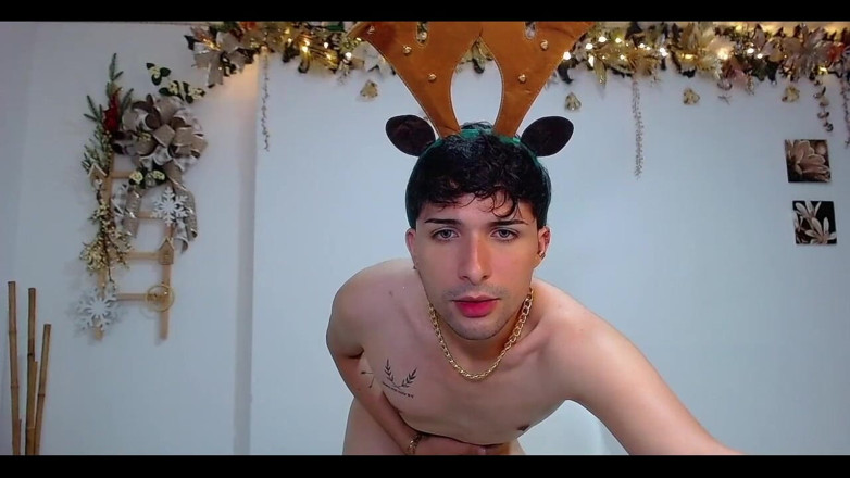 Diego_latinboy: Masturbándose