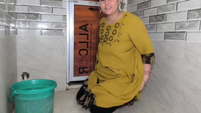 Desi chudai hub: Дезі ванна кімната сцена наступний секс у спальні