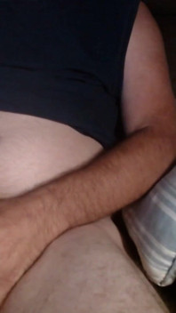 Dubesnackes, masturbando pau médio suculento e gordo