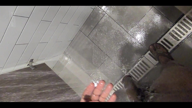 SirMaxxximus: Let's hit the shower!!