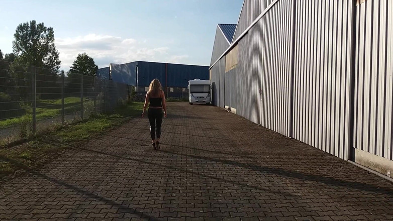 martinawest: Volwassen in strakke zwarte leggings