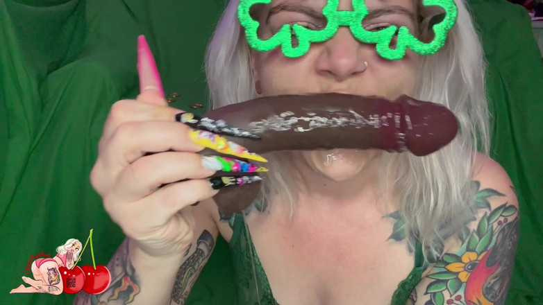 CherryBombBomb: Slutty Leprernberg får den muttern i slutet av regnbågen