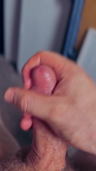 Váš podvádějící spolupracovnice - přinu mě sténat a kňouřit jako hodný kluk