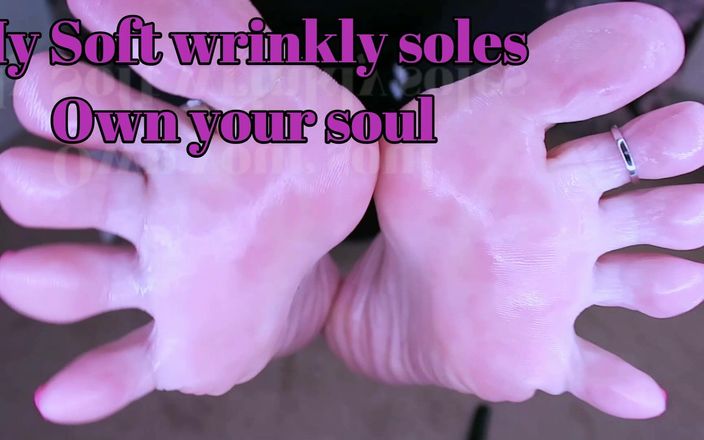 Miss Krystal Goddess Busty FinDom: Foot fetish get even more addicted