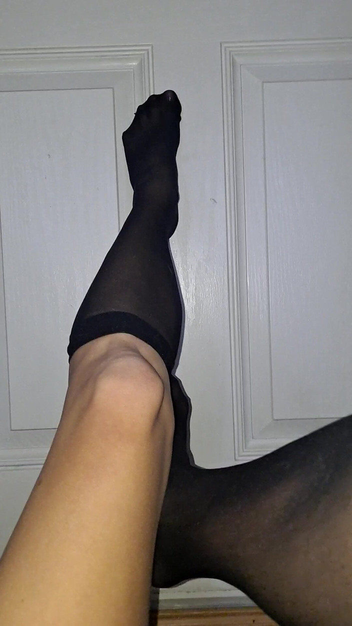 Naughty alchemy: Hands free nylon odstranění