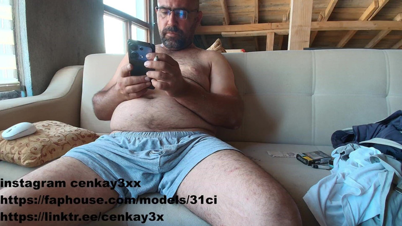 CenkAy: Tvůj otec byl živý