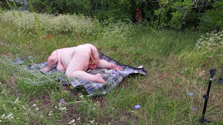 Zona901: 太った女の子がおもちゃで猫を自慰行為