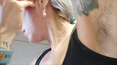 savannahamatoriale: V karanténě se trochu zanedbávám: příliš mnoho vlasů!