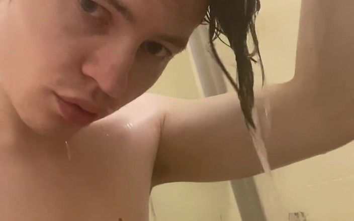 Rushlight Dante: Sadece ben duşta çok seksi olmayı dene