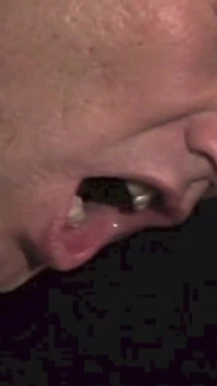 Žhavý sex v autě s výstřikem na obličej