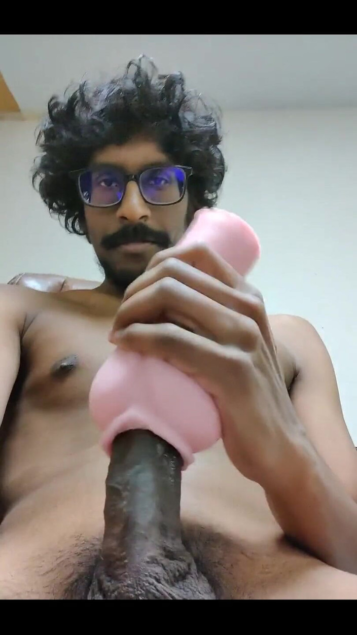 NANDgasm: Sadece kısa bir video çekmek istedim. Onahole orgazm oluyor