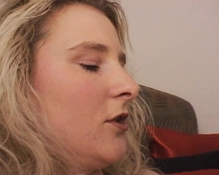 BB Video - Old School: German Amateur Teen Solo Female Big Natural Tits Blonde Toys #3