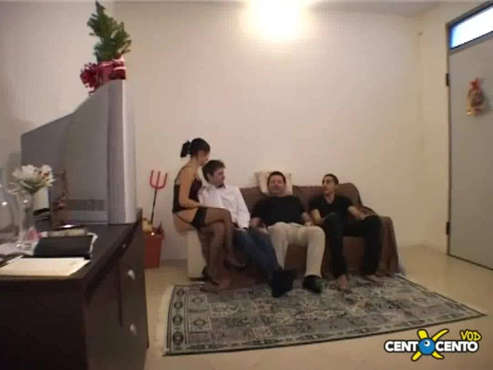 CentoXCento Italia: nastolatka anal