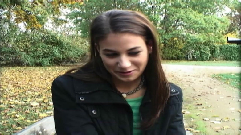 XXXEROTICONLY: Подростка Трахнули В Парке И Брызнули В Рот