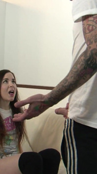 Brunetka Teen Amber Nevada ošukaná tlustým ptákem od Luke Hotrod