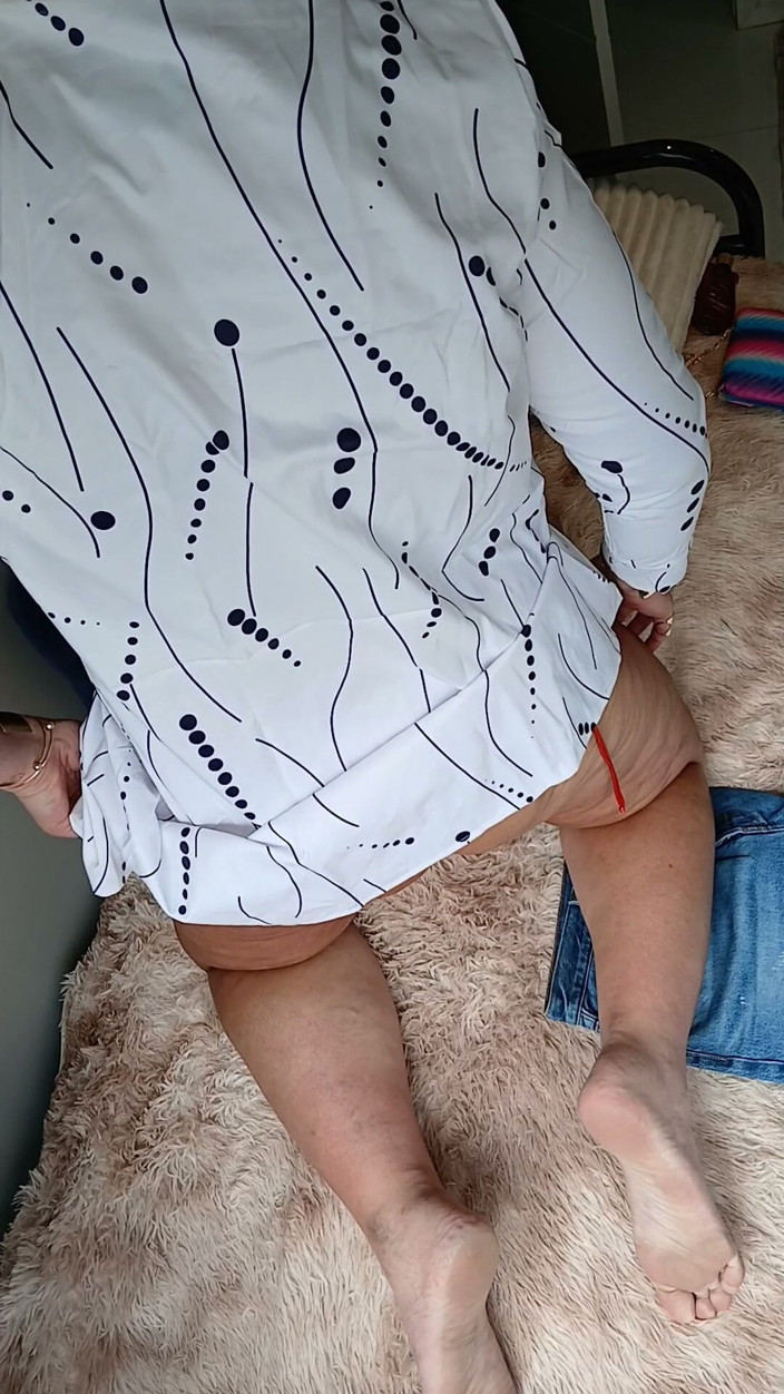 Sexy ass CDzinhafx: In a Cute New Little Dress Showing off My Pussy,...