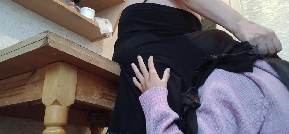 Lesbian-candys: Pacarku mergokin aku lagi sama ibunya, tapi dia nggak ngeliat...