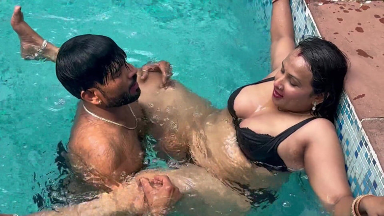 Kamasutra61: Indisches heißes paar volles fick-video im pool-sex, viraler Mms clip