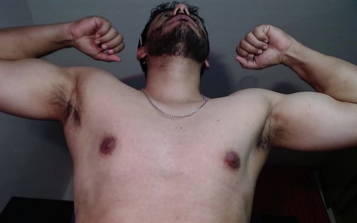 Tommhot: Much Precum- Boy Showing His Cock and Hairy Asses