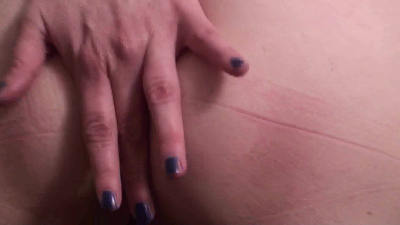 Femdom Austria: Bunda sexy acenou na frente da câmera