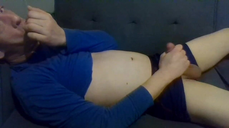 LilTaste: Masturbation chez des boxeurs (pas de son)