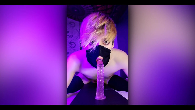 Trappybae: Video đút sâu vào họng