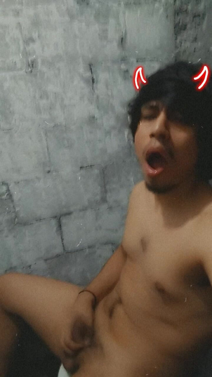 AlexAlejandro13: Grands moments dans les toilettes
