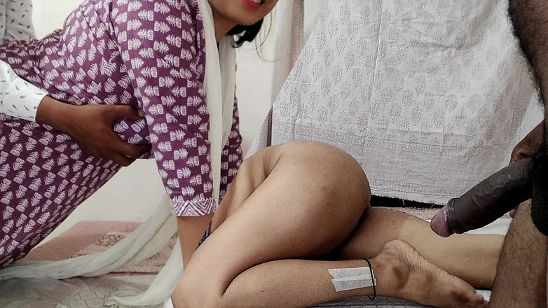 Yourdidipriya: Village Sali hard geneukt door haar Jija Ji, ontevreden poesje...