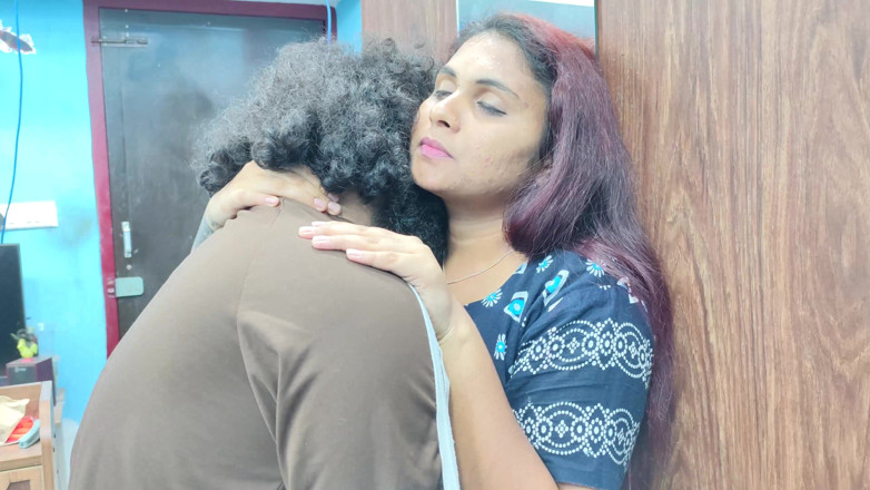 Vaigavarun45: Neck Kiss with Lip Lock in Nighty