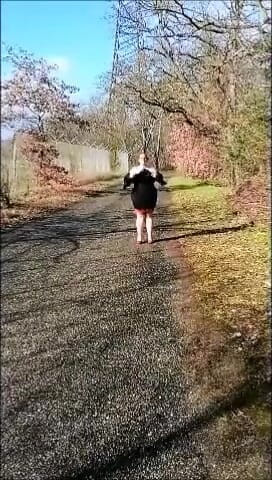 Nelle1276: Buiten wandelen