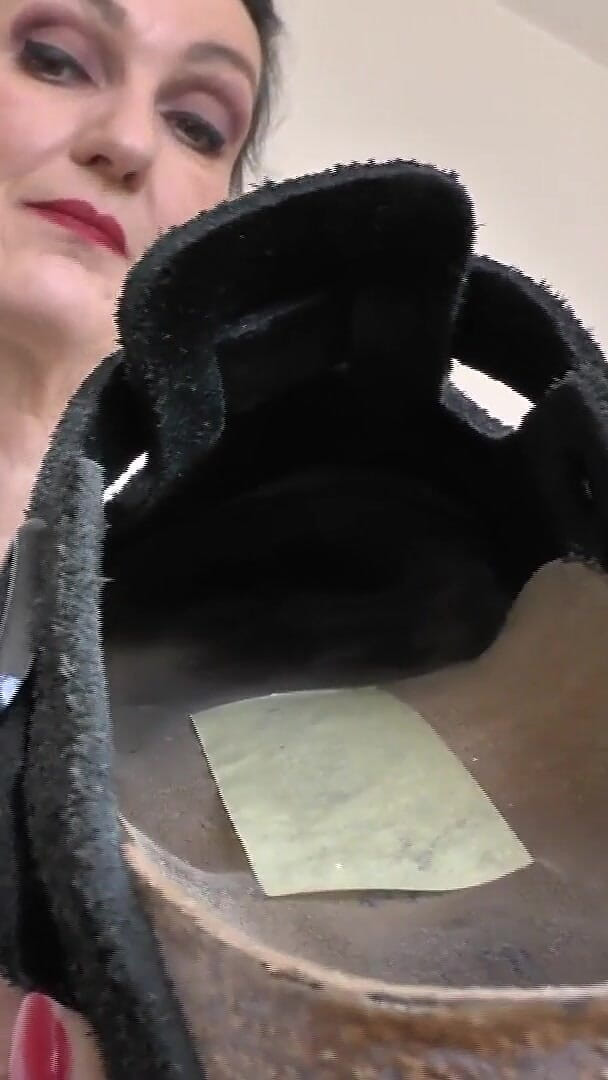 Sniff My Cheesy Slippers! Lady Victoria Valente (Lady Victoria Valente) Sniff My Cheesy Slippers! Lady Victoria Valente (Lady Victoria Valente)