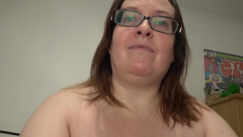 Littlevixen: Sexy manželka v červeném prádle striptýz ukazuje velká prsa