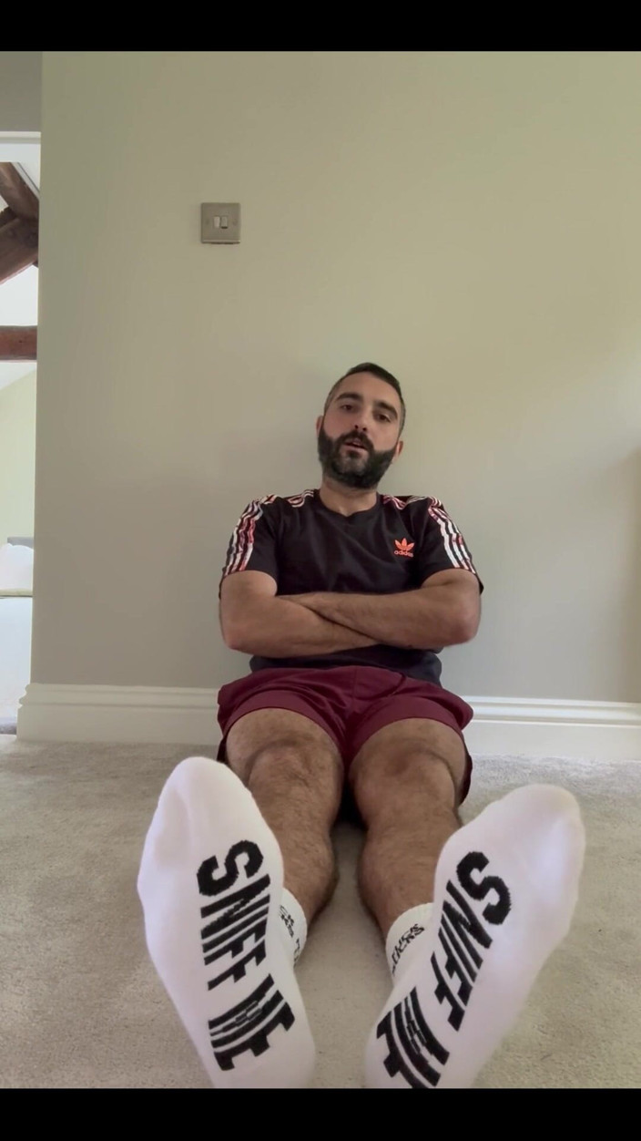 Growing teddy: Schnüffel an meinen socken, du fickst schmutziges schwein!