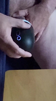Xmas Wank Toy Slomo