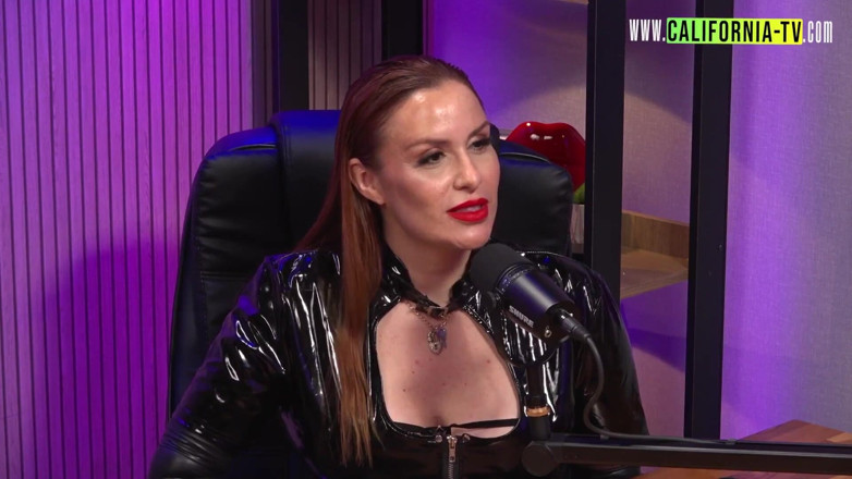 California TV: Quente Ruiva Dominadora Maisa Pravo E a Cultura BDSM