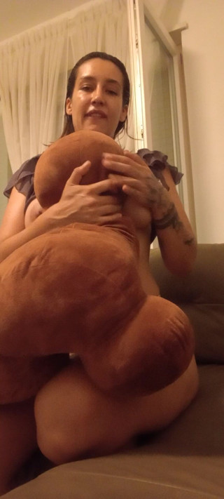 Razbonbonfilms: Puppet My Friend