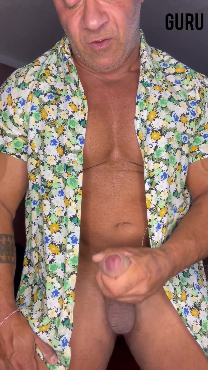 Mr. Guru: Baju Musim Panas Wank. Pembina badan Mrguru