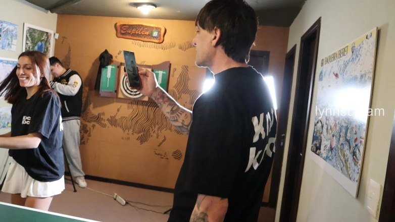 Lynn Scream: ポルノVlog:バリロチェでのラテンポルノスターとの一週間
