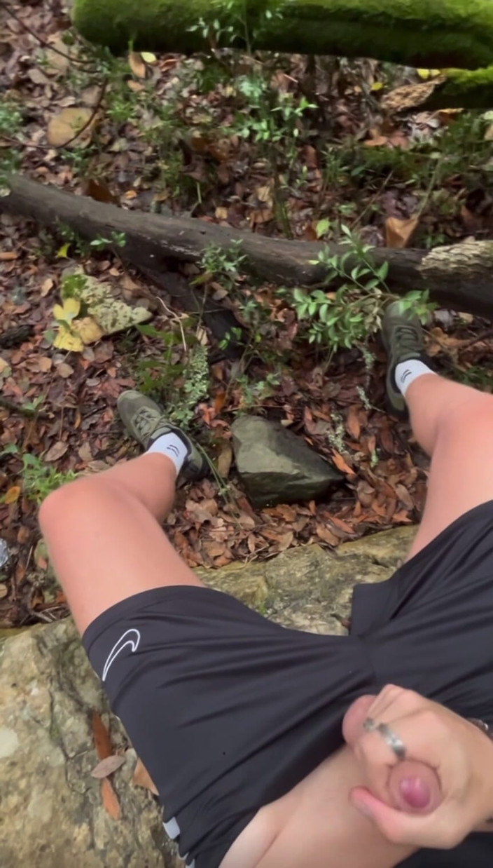 Axton Drake: Hiker Bro goes Off-Trail to Jerk Off