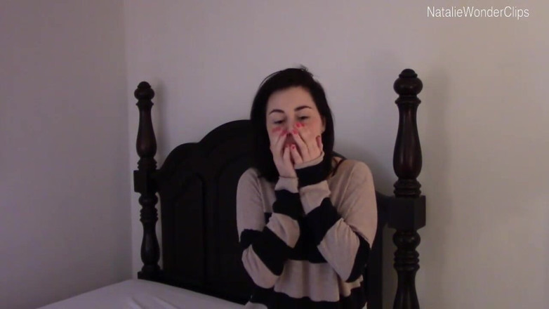 Natalie Wonder: use khud ko chodne ke lie dhakka dena