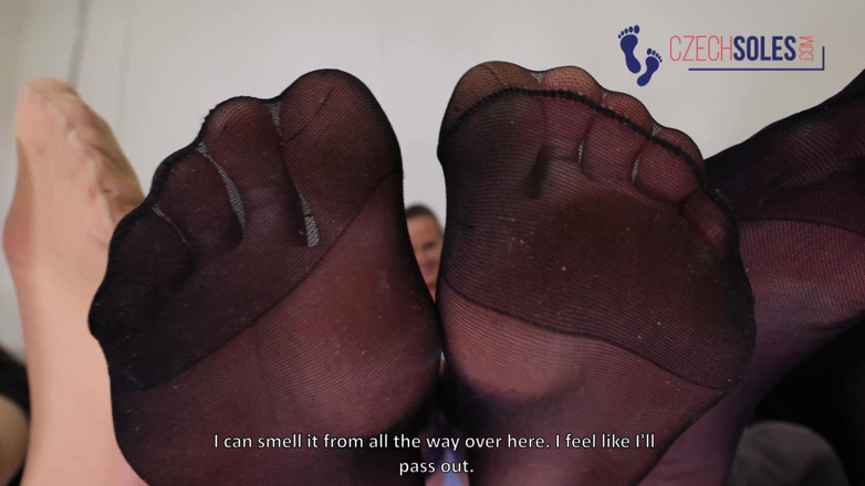Czech Soles - foot fetish content: Pengurus dapat sudut pandangan pertama penguasaan pejabatnya