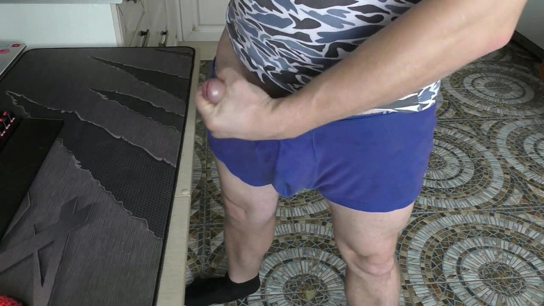 qaz11: punheta na cam-253