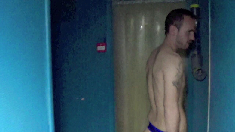 FIRST SEX EXPERIENCE WITH BOY: 直接接受在寻欢洞里吮吸大鸡巴