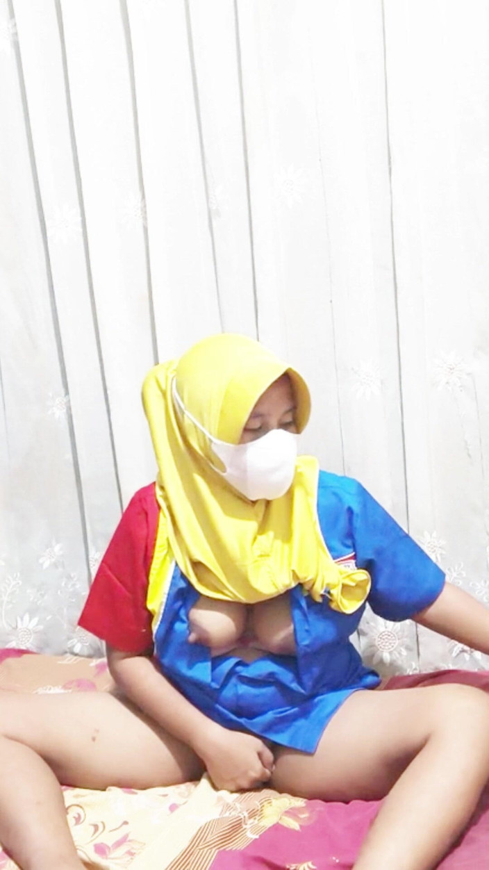 Rania: 인도녀 직원 소녀 자위