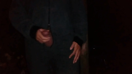 Rockardglans: Onesie wank di luar ruangan di malam hari - rockard daddy